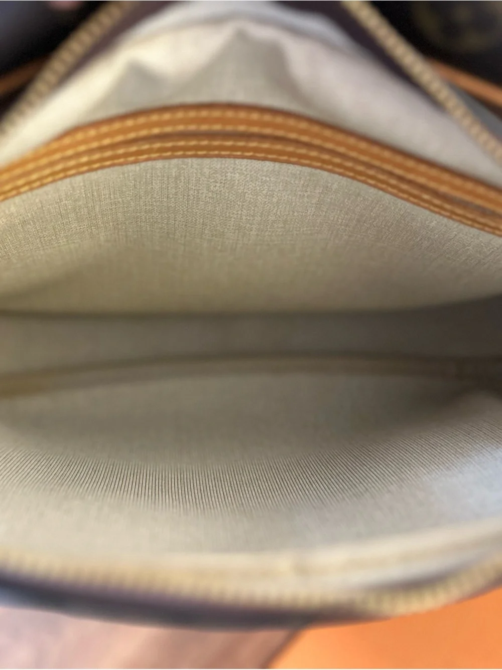 Vintage Louis Vuitton Monogram Canvas Reporter PM.